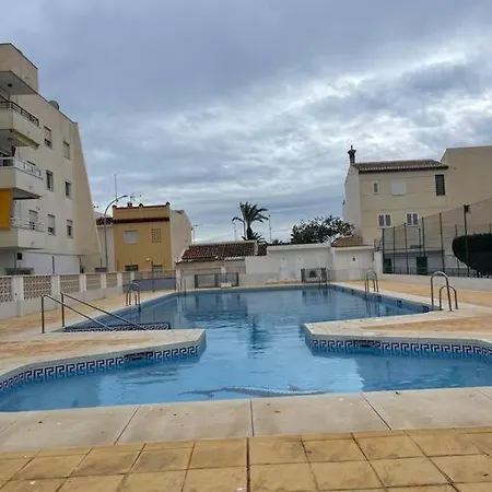Agradable Apto A Pie De Playa Caleta De Velez Exterior photo