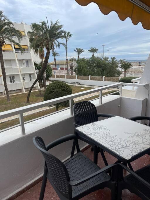 Apartment Agradable Apto A Pie De Playa Caleta De Velez